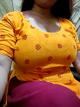 PARI51 online show from April 2026 07:53:02 PM