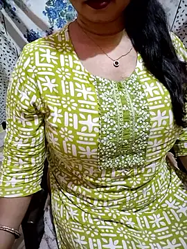 PARI51 online show from March 2026 08:46:02 PM