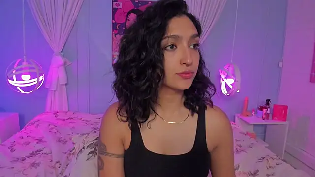 Cleo Foxx online show from May 2026 04:04:02 PM
