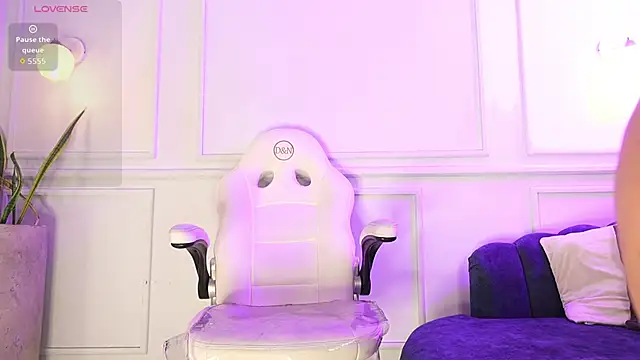 Lia Velez  online show from March 2026 03:37:01 AM