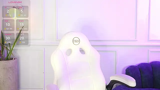 Lia Velez  online show from March 2026 03:33:01 AM