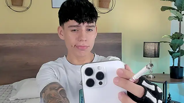 Snapshot of Angel_eros_ chatting on February 2026 04:54:01 AM Angel eros online show from February 2026 04:54:01 AM