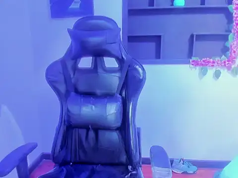 Snapshot of Lunaa_Brunettee chatting on February 2026 03:28:01 AM Lunaa Brunettee online show from February 2026 03:28:01 AM