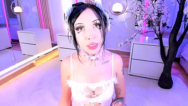 SalemBlackrose online show from March 2026 05:18:01 AM