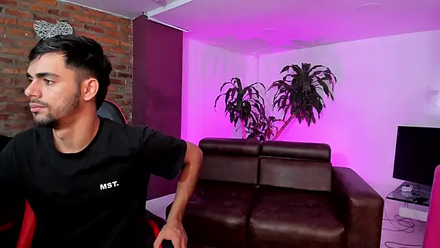 Snapshot of Bad_Boys777 chatting on February 2026 09:54:01 PM Bad Boys777 online show from February 2026 09:54:01 PM