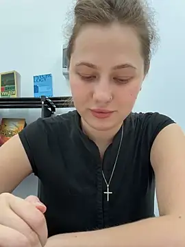 AsynaYuuki online show from March 2026 06:39:01 PM