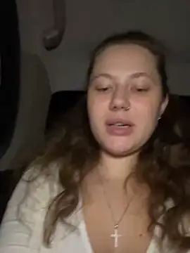 AsynaYuuki online show from April 2026 06:37:02 PM