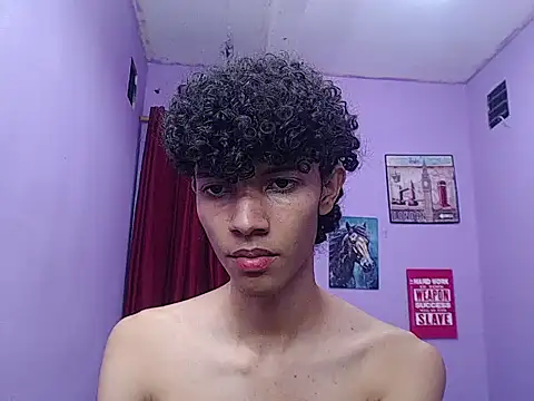 Snapshot of bigcock_twinks chatting on February 2026 04:23:01 AM bigcock twinks online show from February 2026 04:23:01 AM