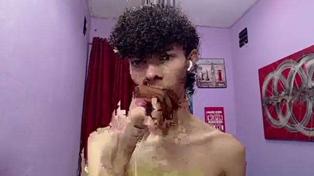 bigcock twinks online show from April 2026 07:30:01 PM