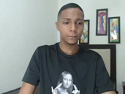 Snapshot of hotboyluxe chatting on February 2026 03:26:02 AM hotboyluxe online show from February 2026 03:26:02 AM