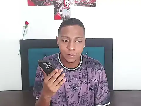 hotboyluxe online show from April 2026 07:53:01 PM