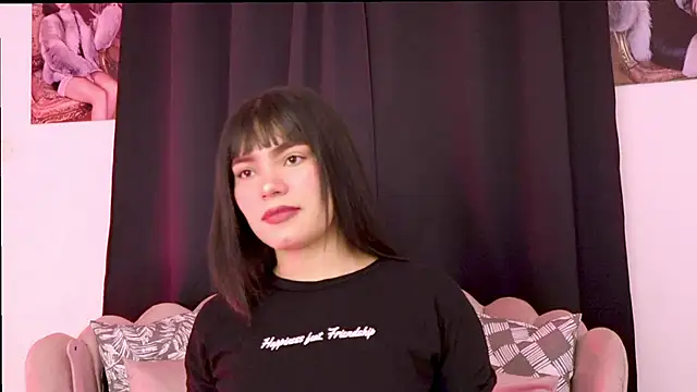 dakotacollins  online show from April 2026 01:30:02 AM