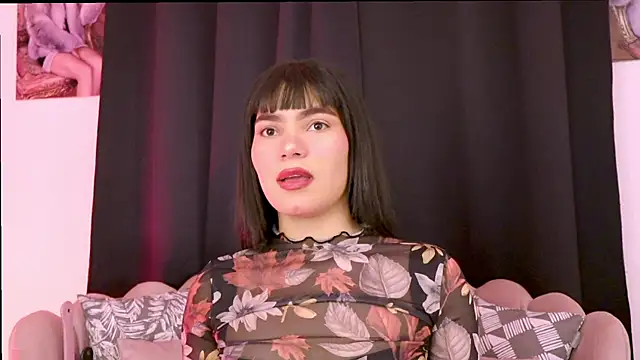 dakotacollins  online show from April 2026 02:27:01 AM