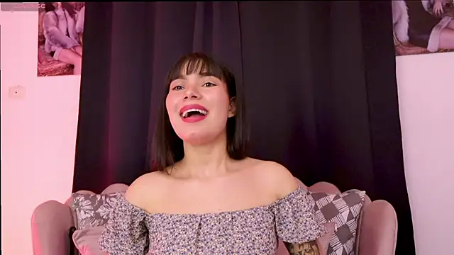 dakotacollins  online show from March 2026 06:17:01 AM