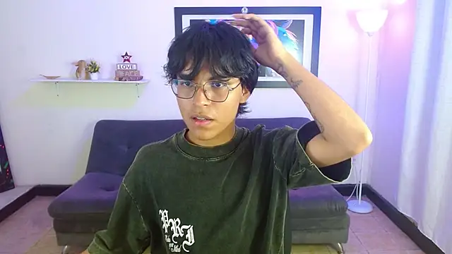 Maecum18 online show from March 2026 09:00:01 PM