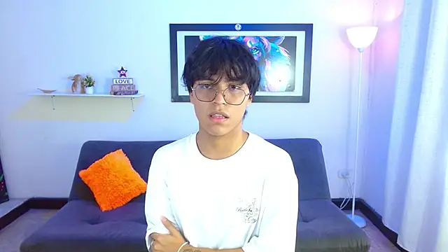 Maecum18 online show from February 2026 09:58:02 PM