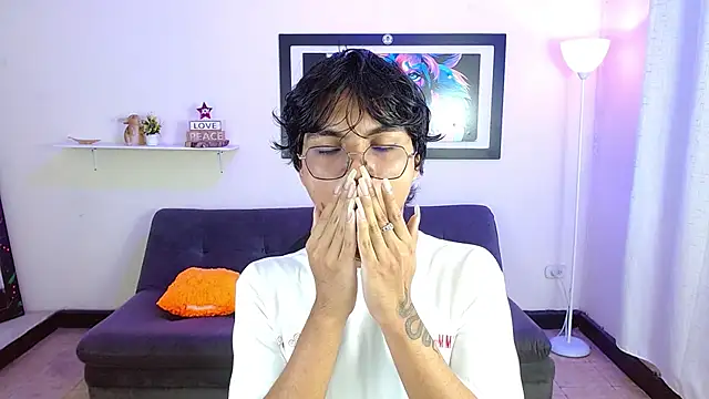 Maecum18 online show from February 2026 08:31:02 PM