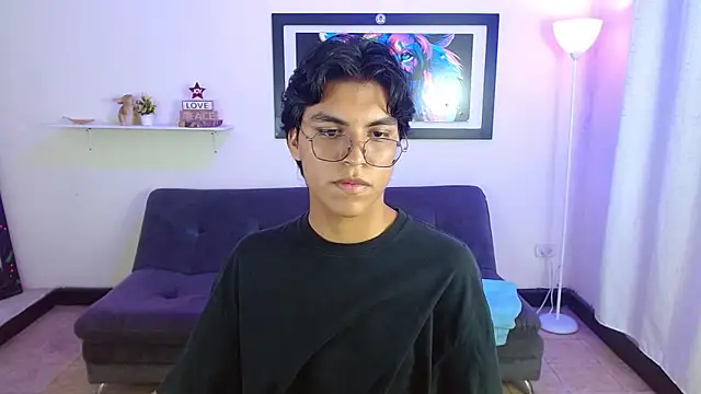 Maecum18 online show from March 2026 08:49:03 PM