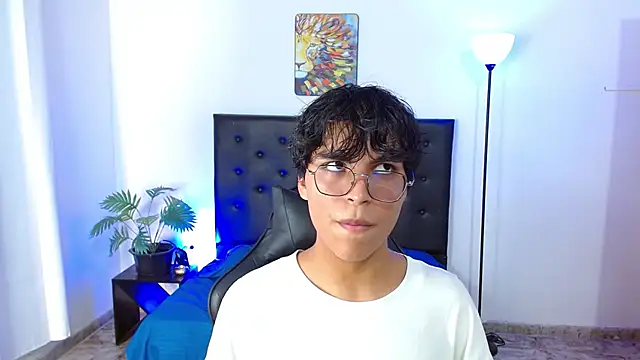 Maecum18 online show from February 2026 10:19:01 PM