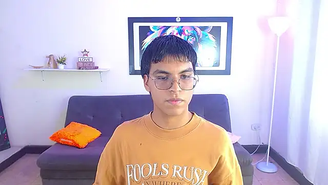 Maecum18 online show from April 2026 08:53:02 PM