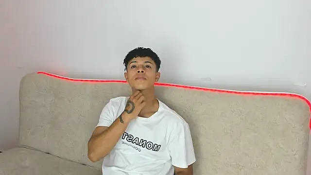  Alex Colton online show from April 2026 10:06:02 PM