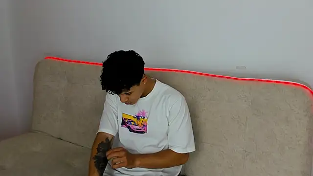  Alex Colton online show from June 2026 10:09:02 PM