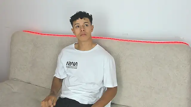  Alex Colton online show from April 2026 10:16:01 PM