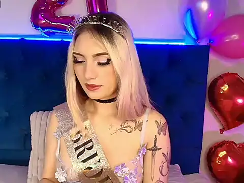 Mariluu  online show from February 2026 01:08:01 PM