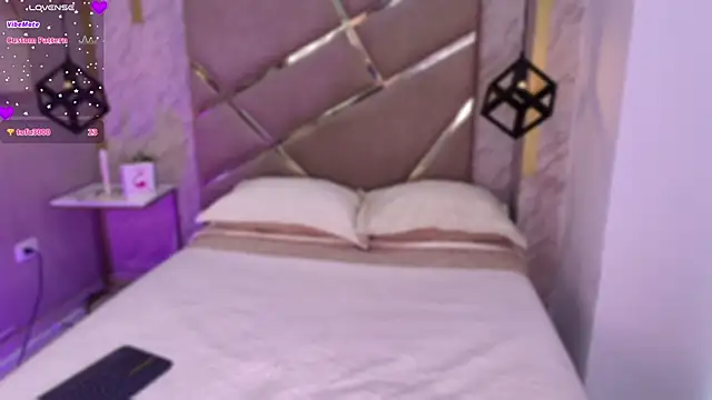 Mariluu  online show from April 2026 02:54:01 PM