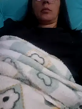 Renataalves online show from June 2026 12:20:01 AM