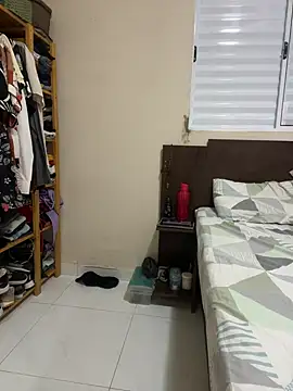 Renataalves online show from March 2026 02:05:02 AM