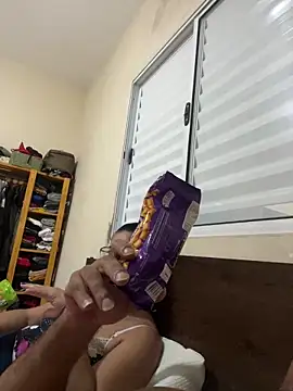 Renataalves online show from March 2026 04:35:02 AM