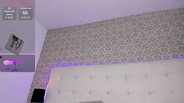 aysha miller19 online show from March 2026 10:54:02 PM