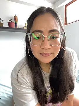 alisbloom online show from February 2026 06:04:01 PM