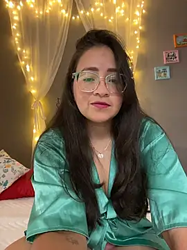 alisbloom online show from March 2026 06:40:01 PM