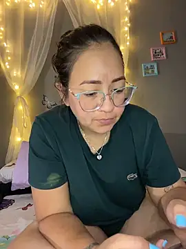 alisbloom online show from March 2026 06:08:02 PM