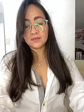 alisbloom online show from February 2026 06:05:02 PM