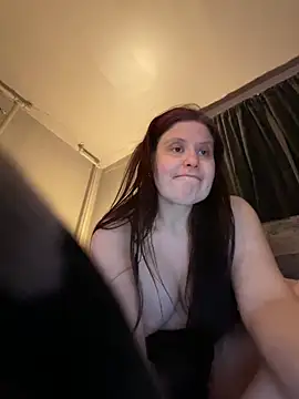 Snapshot of JulietteLatte chatting on February 2026 02:45:02 AM JulietteLatte online show from February 2026 02:45:02 AM