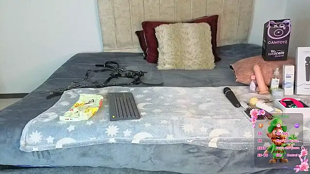 Petite pepper online show from March 2026 12:41:02 PM