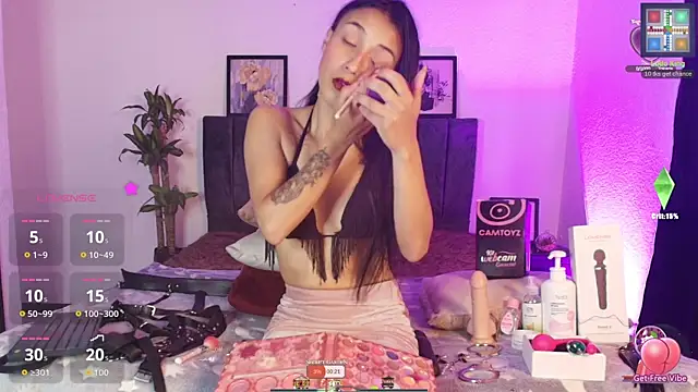 Petite pepper online show from May 2026 12:45:02 PM