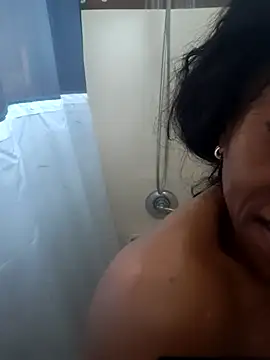 NatalieGainer goodies online show from April 2026 03:02:01 PM