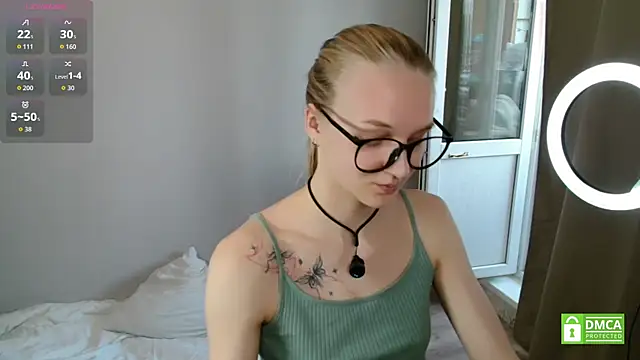 Alex-wer online show from May 2026 09:42:01 AM
