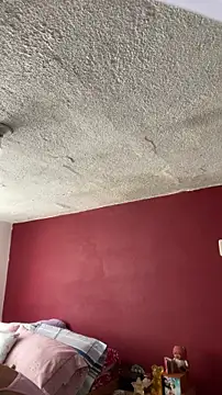 Bamby08 online show from April 2026 05:58:01 PM