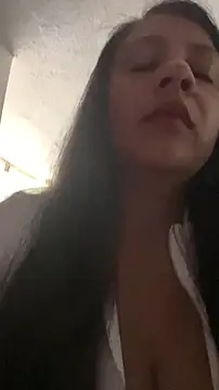 Bamby08 online show from March 2026 02:32:02 PM