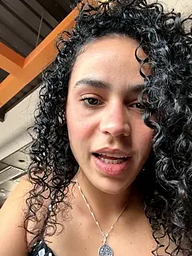 SirenStell0 online show from April 2026 05:25:02 PM