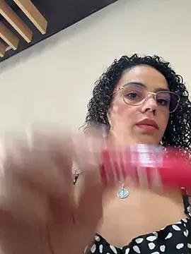 SirenStell0 online show from April 2026 05:06:02 PM