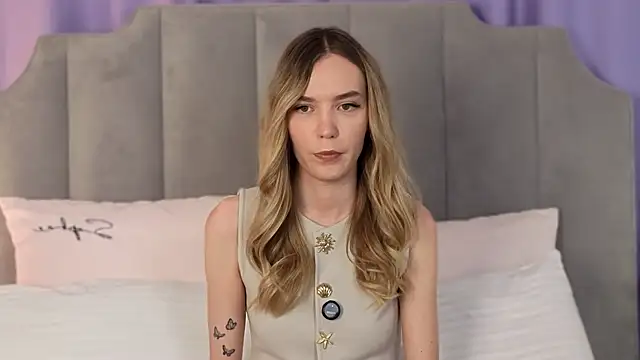 NikkiRyx online show from May 2026 03:20:01 PM
