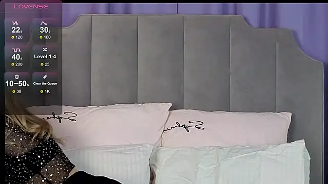 NikkiRyx online show from March 2026 04:24:02 PM