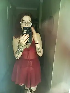 Persefoha online show from February 2026 11:57:01 PM