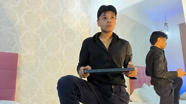 Alejandroo Montenegro online show from March 2026 09:28:01 PM